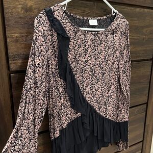 Abound Mauve Floral Blouse